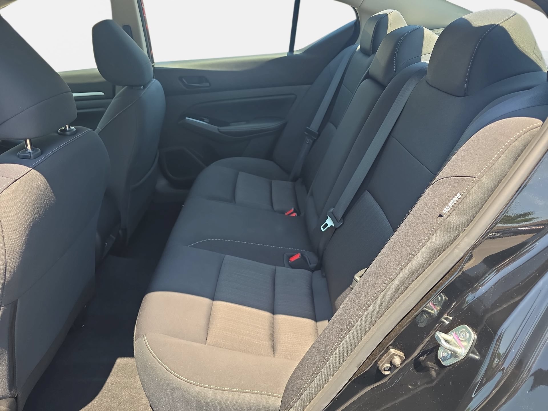 Used 2023 Nissan Altima 2.5 SV FWD image 14