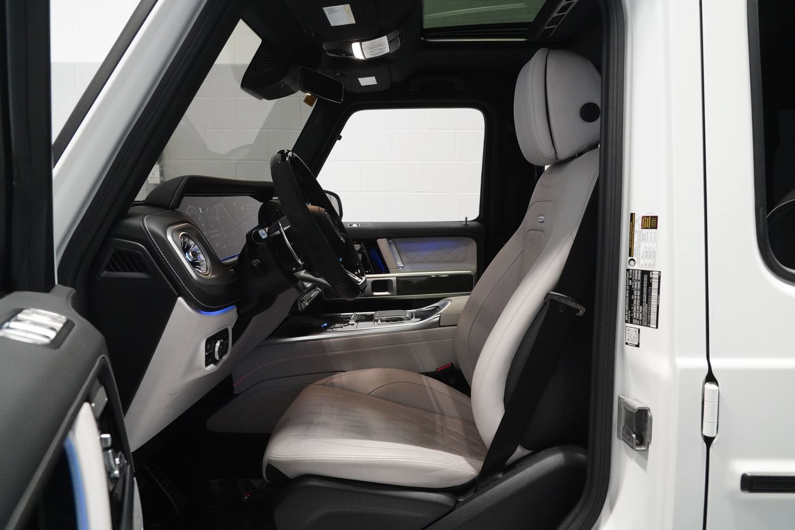 Certified 2025 Mercedes-Benz G 63 AMG 4MATIC image 11