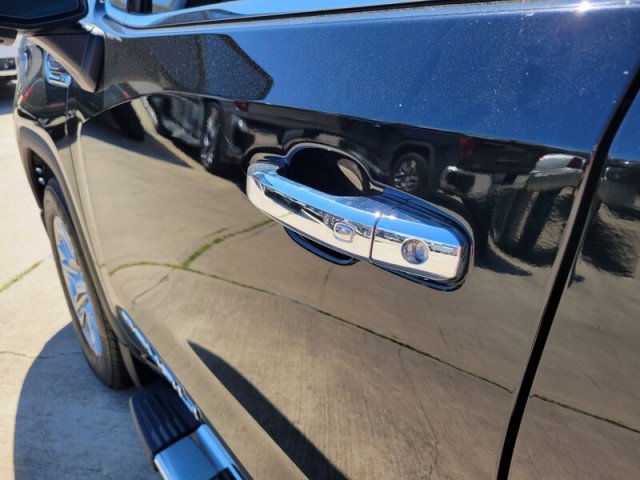 Used 2024 GMC Sierra 1500 Denali w/ Technology Package image 9