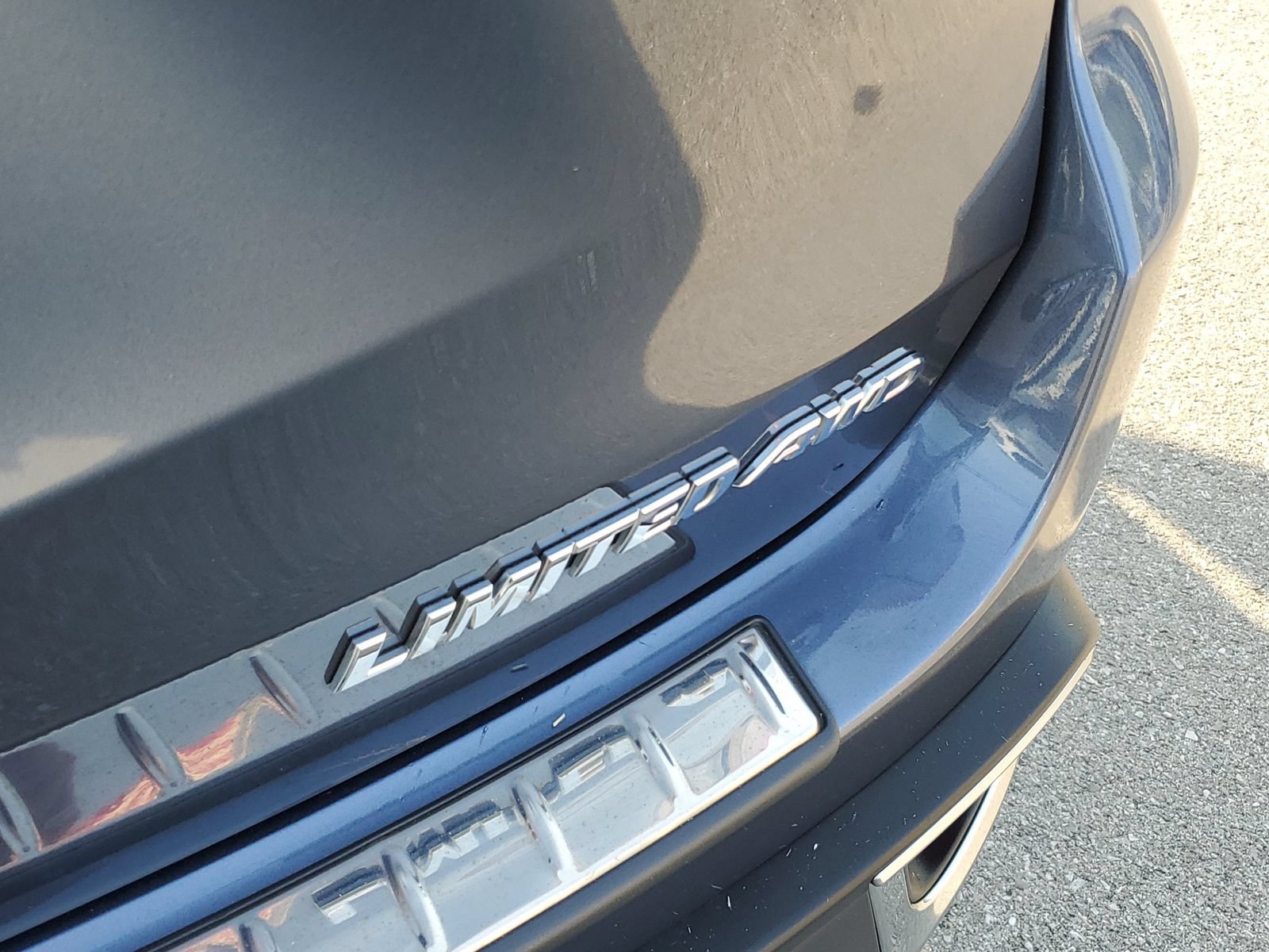 Certified 2018 Toyota Highlander Limited AWD/4WD image 8