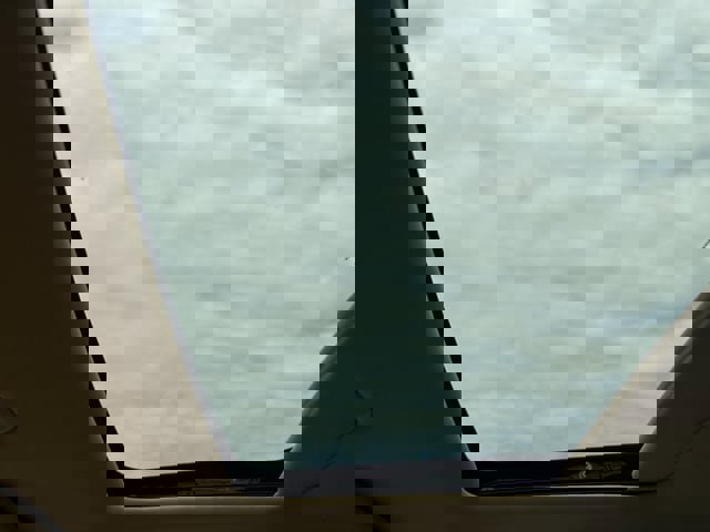 Used 2013 Hyundai Elantra GLS w/ Preferred Pkg image 23