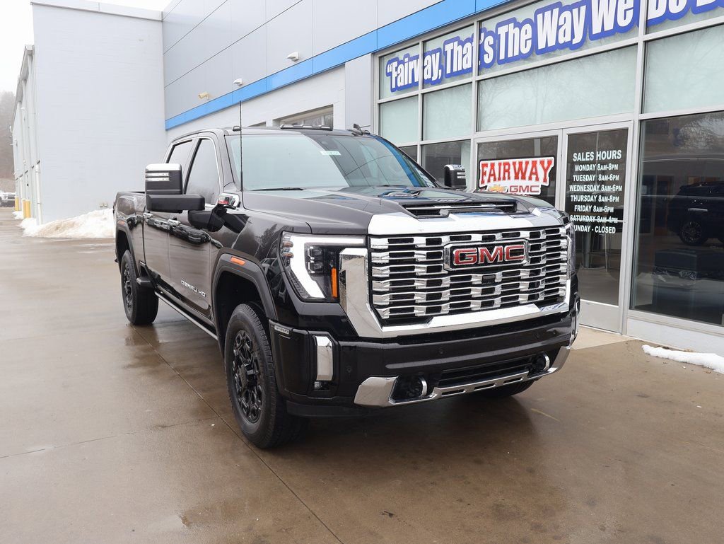 Certified 2024 GMC Sierra 3500 Denali w/ Denali Reserve Package image 2