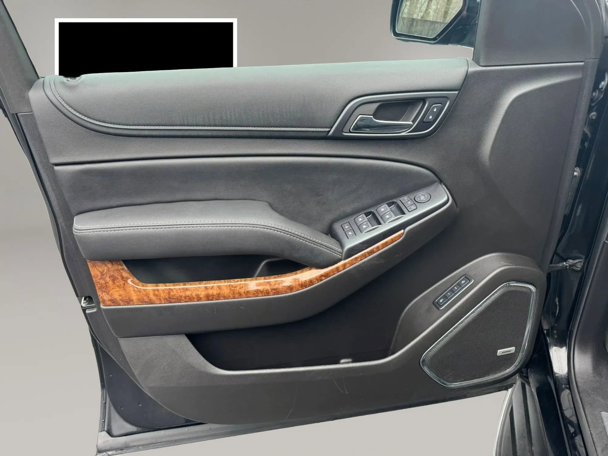 Used 2015 Chevrolet Suburban LTZ AWD/4WD image 14