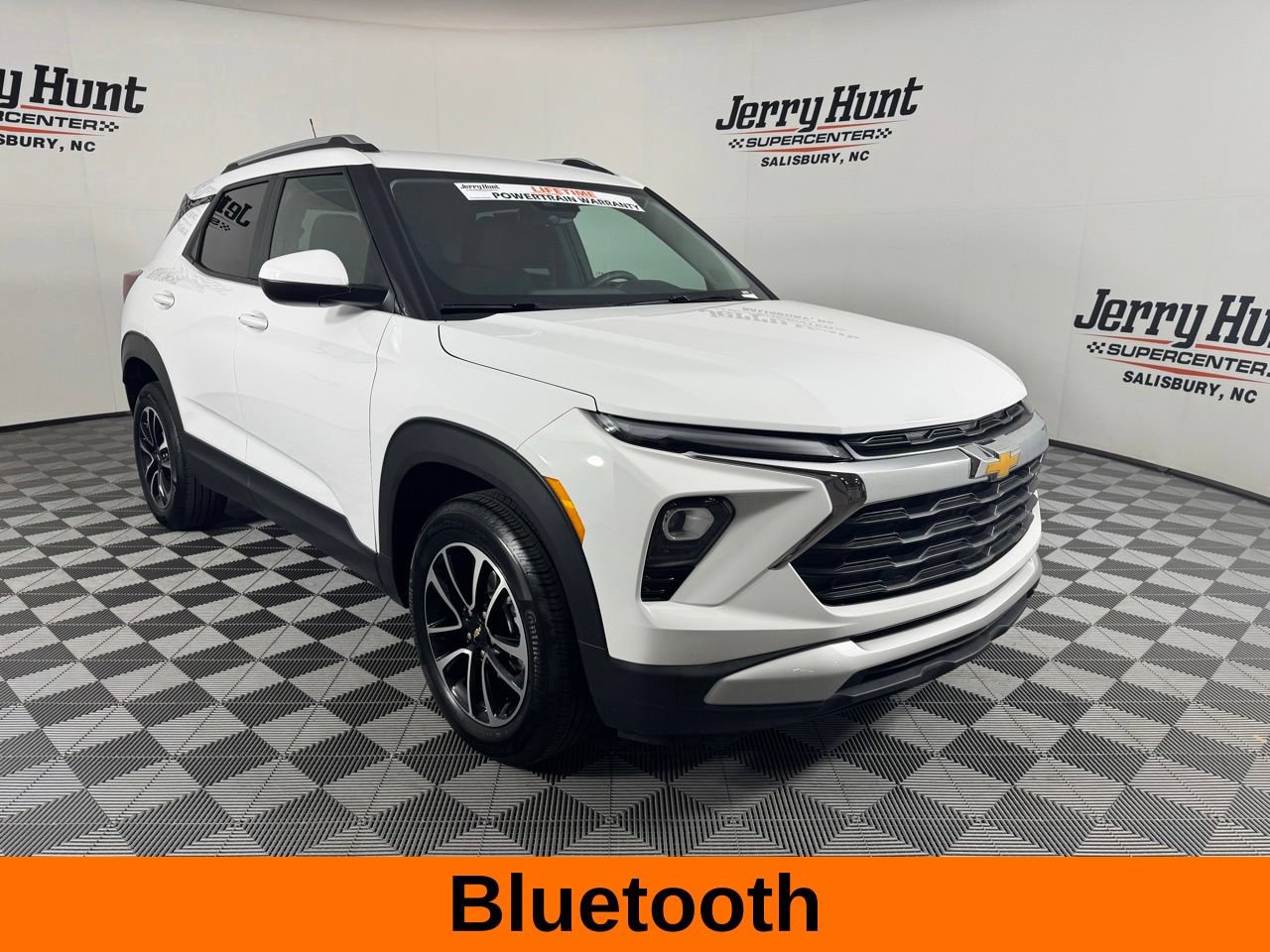 Used 2025 Chevrolet TrailBlazer LT AWD/4WD image 6