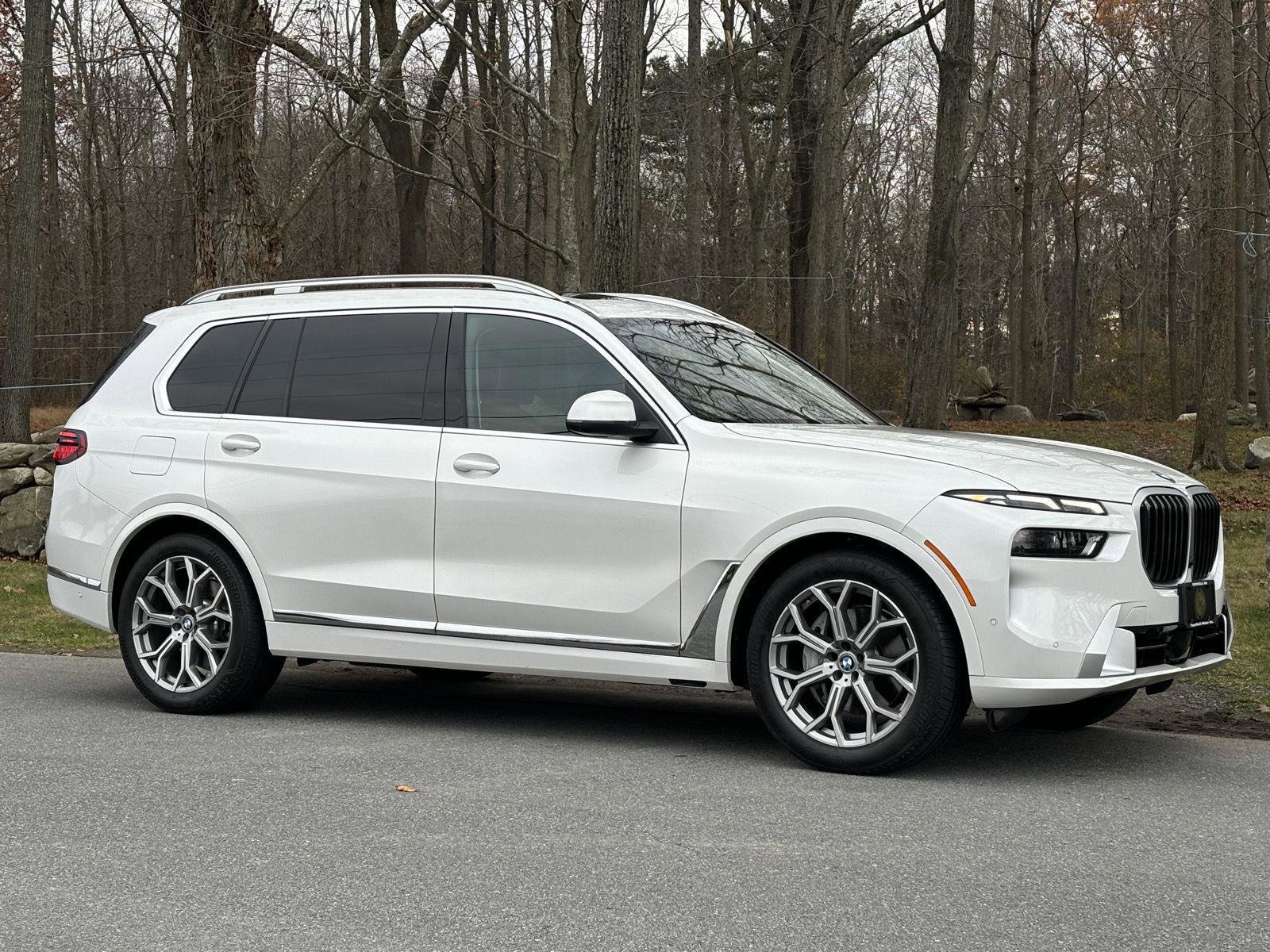 Used 2023 BMW X7 xDrive40i w/ Premium Package image 19