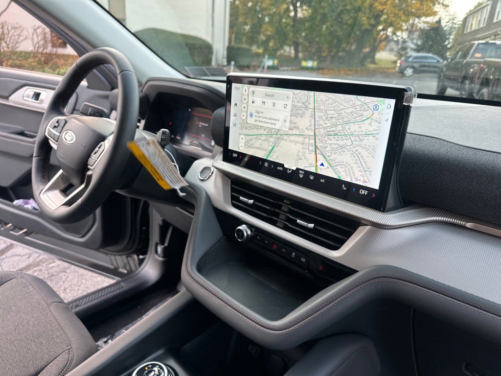 New 2026 Ford Explorer Active image 45
