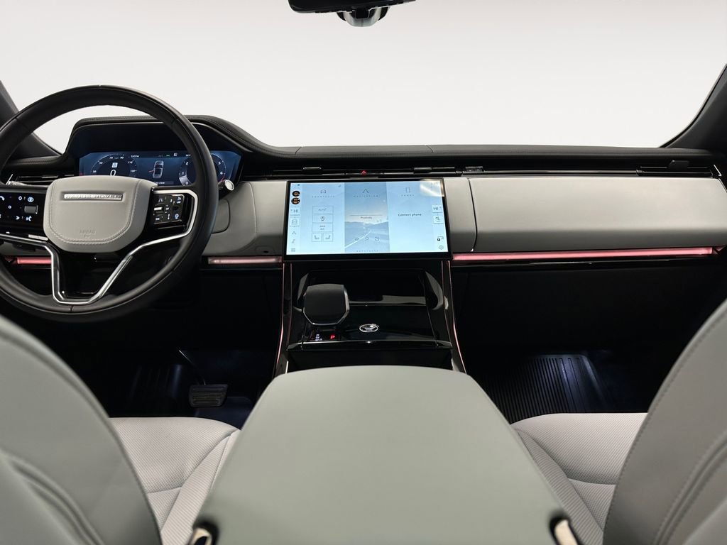 Used 2025 Land Rover Range Rover Sport SE image 11