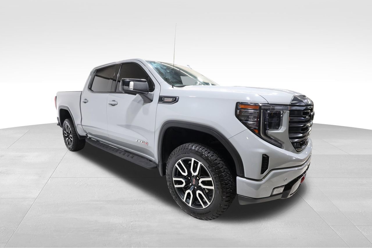 Used 2024 GMC Sierra 1500 AT4 w/ Technology Package AWD/4WD image 6