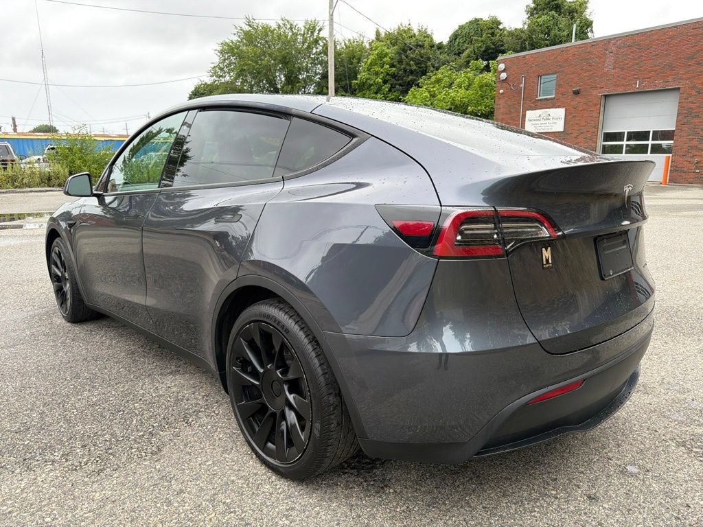 Used 2021 Tesla Model Y Long Range AWD/4WD image 4