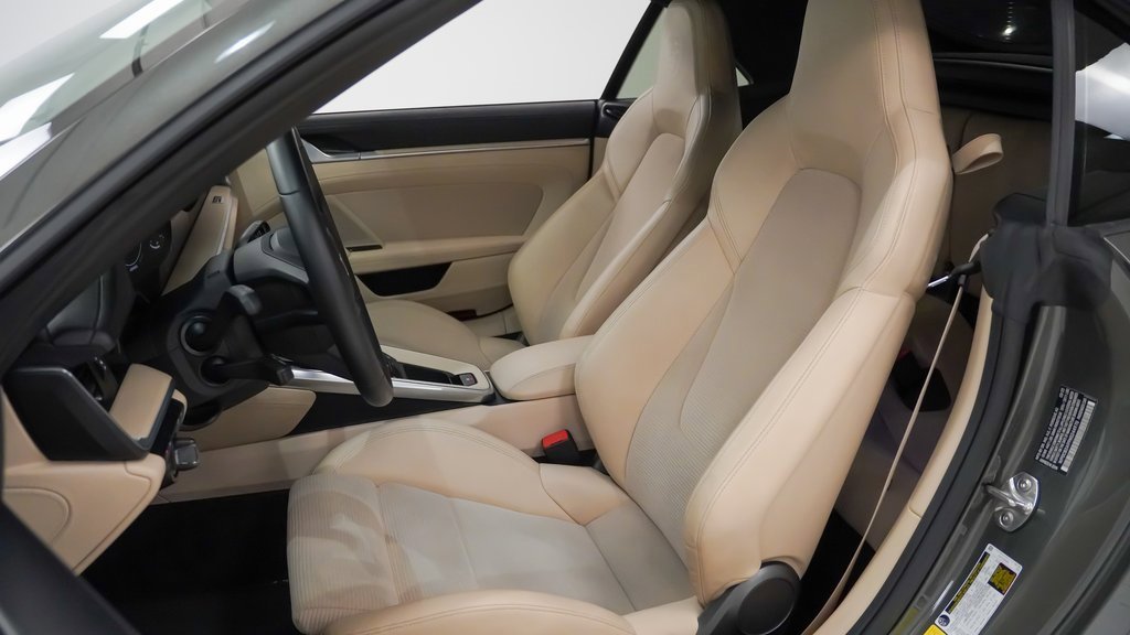 Certified 2022 Porsche 911 Carrera S image 5