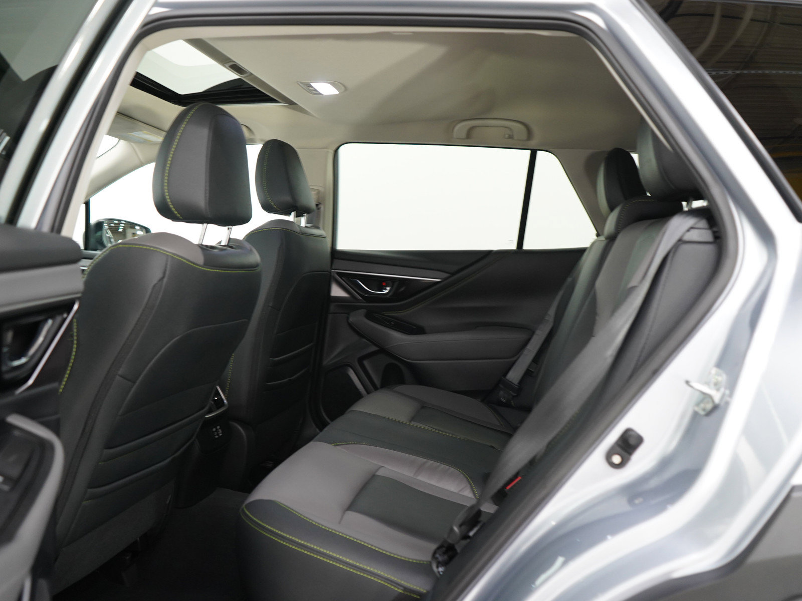 Used 2024 Subaru Outback Onyx Edition AWD/4WD image 19