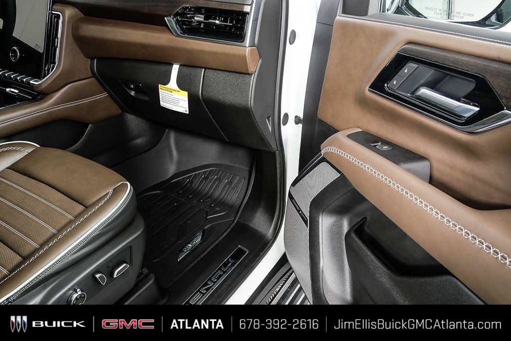 Certified 2026 GMC Yukon Denali Ultimate AWD/4WD image 26