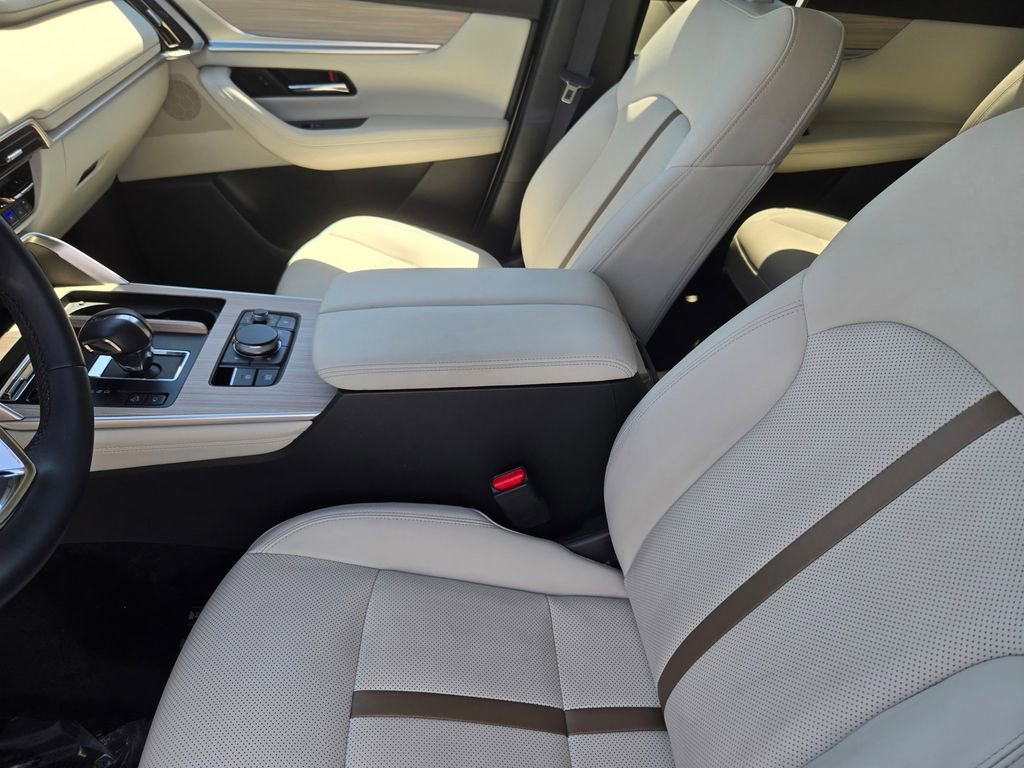 Used 2024 MAZDA CX-90 Plug-In Hybrid w/ Premium Plus AWD/4WD image 12