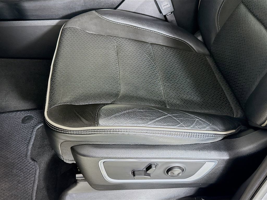 Used 2022 RAM 1500 Laramie image 19