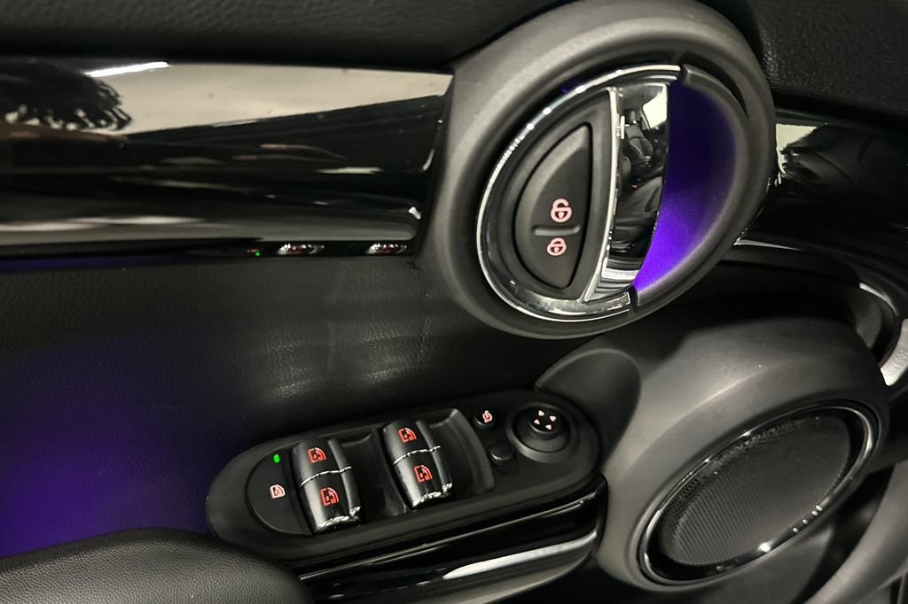 Used 2020 MINI Cooper S w/ Premium Package FWD image 11