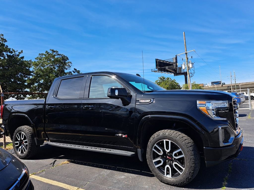 Used 2022 GMC Sierra 1500 AT4 w/ AT4 Premium Package image 5