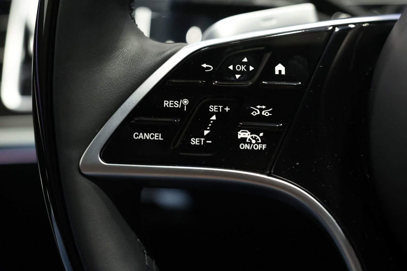 Used 2024 Mercedes-Benz Maybach S 580 4MATIC image 17