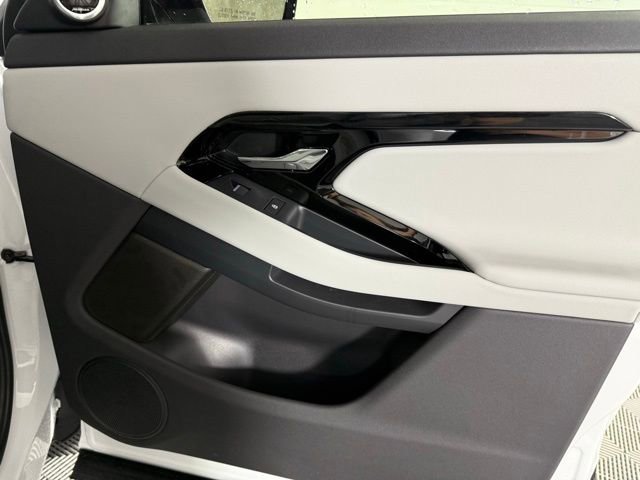 Certified 2026 Land Rover Range Rover Evoque S image 31
