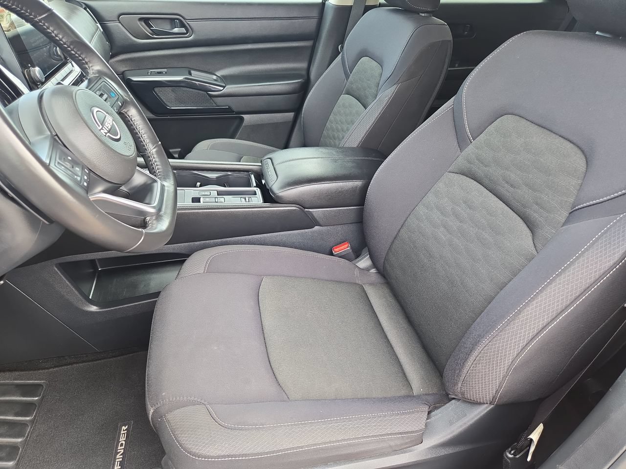 Certified 2024 Nissan Pathfinder SV FWD image 14