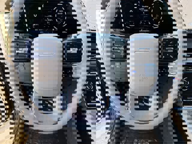 Used 2025 Hyundai Santa Fe Calligraphy image 24