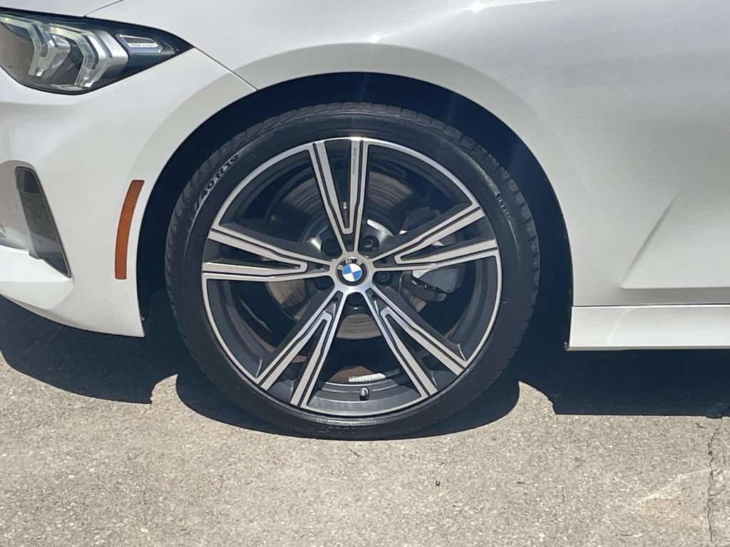 Used 2024 BMW 330i Sedan w/ Premium Package RWD image 7