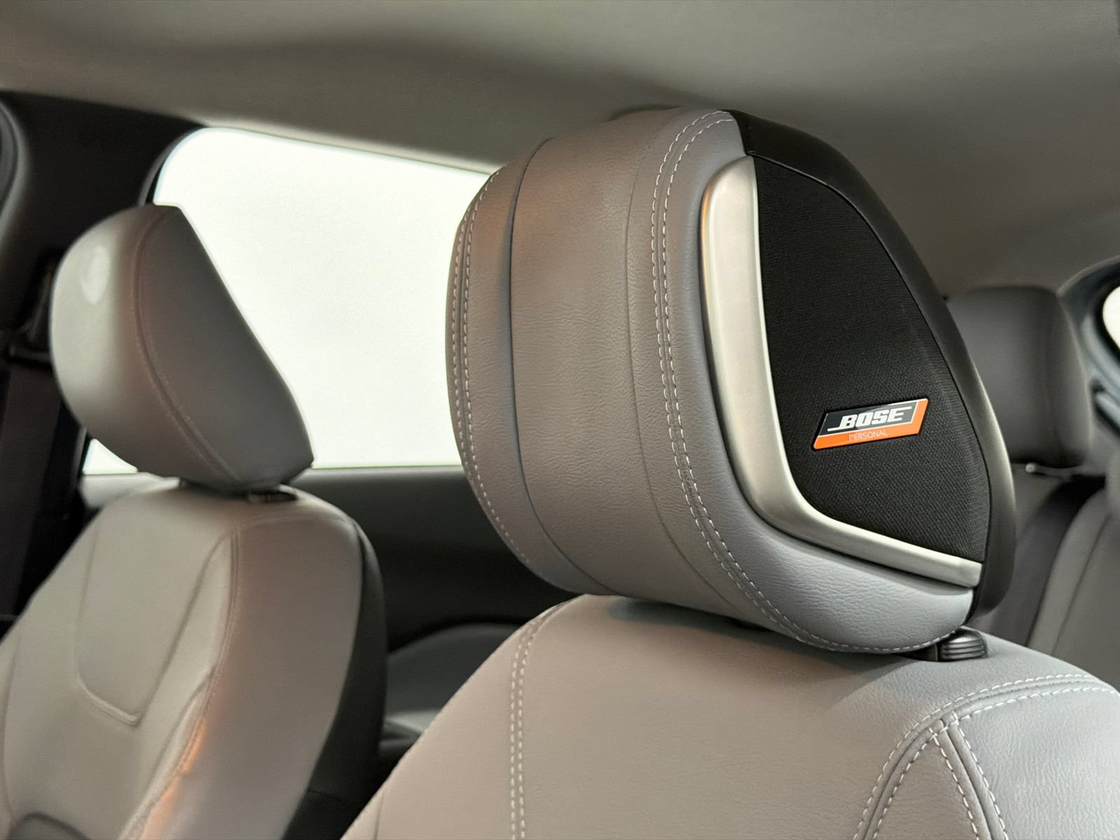 Used 2021 Nissan Kicks SR w/ SR Premium Package FWD image 16