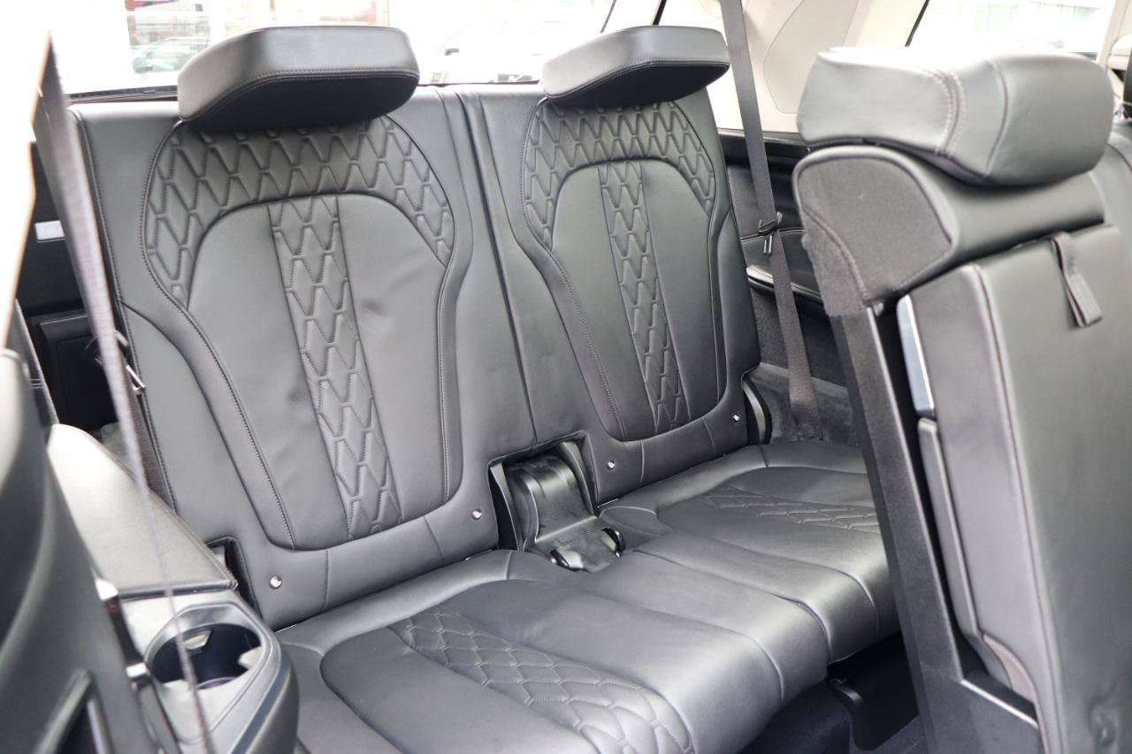Used 2025 BMW X7 xDrive40i AWD/4WD image 14