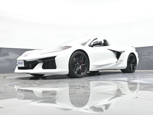Used 2024 Chevrolet Corvette Z06 RWD image 50