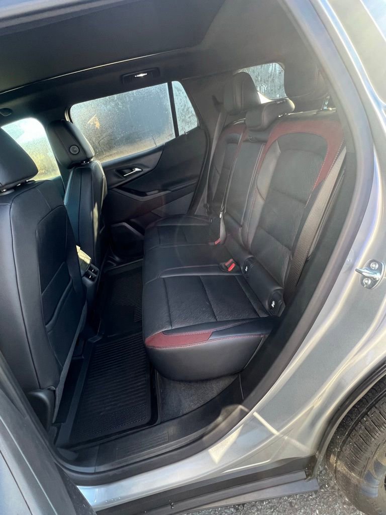 New 2026 Chevrolet Equinox RS w/ LPO, Floor Liner Package image 17