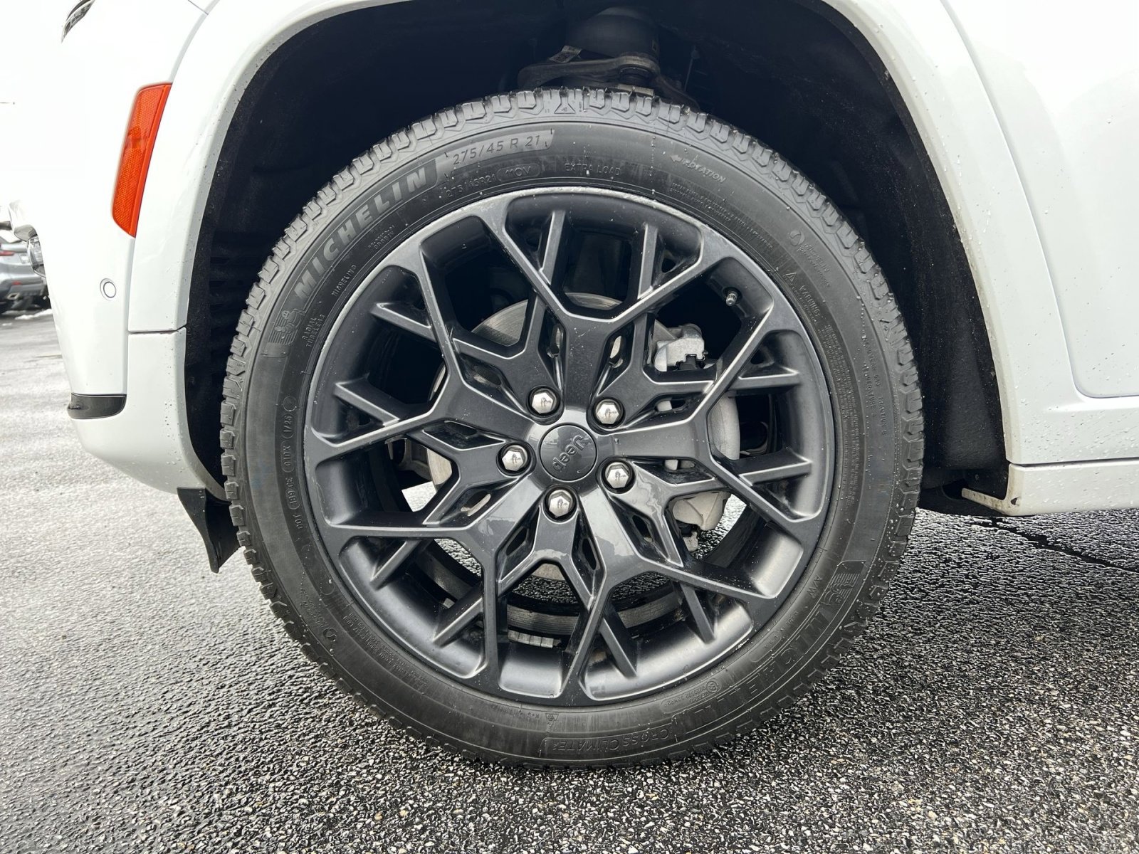 Used 2025 Jeep Grand Cherokee L Summit image 12