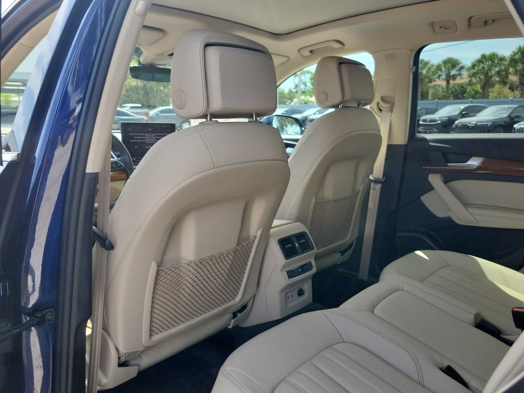 Certified 2023 Audi Q5 2.0T Premium Plus w/ Premium Plus Package AWD/4WD image 17