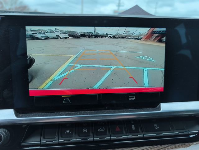 Used 2025 Chevrolet Silverado 1500 LT w/ Z71 Off-Road Package image 19