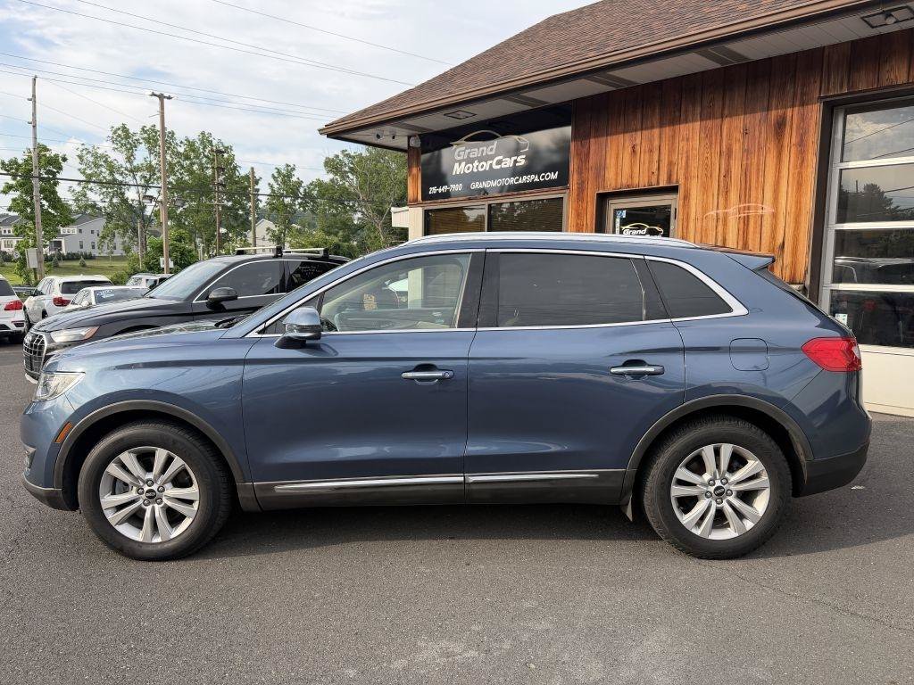 Used 2018 Lincoln MKX Premiere FWD image 2
