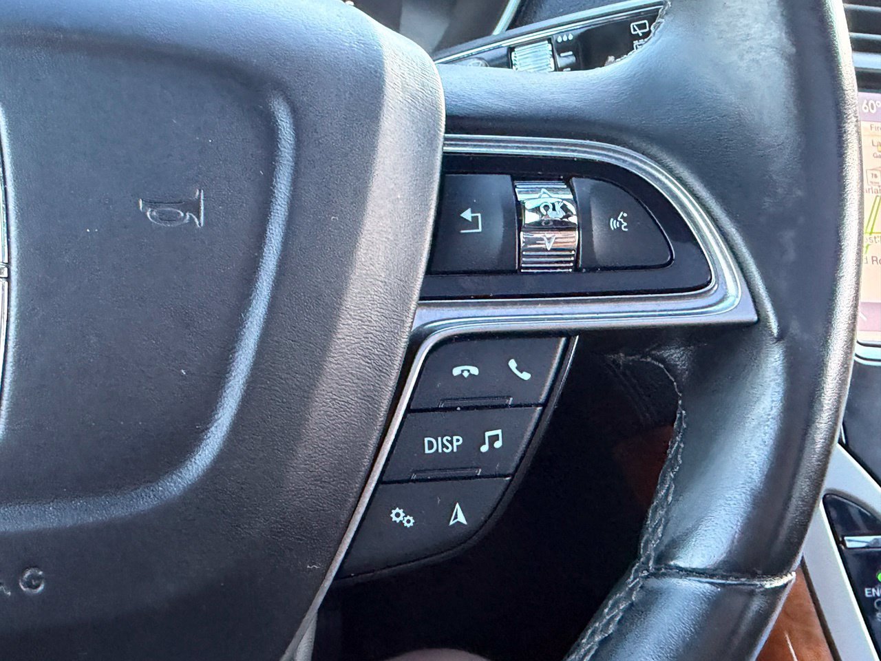 Used 2019 Lincoln Nautilus Reserve w/ Cargo Utility Package FWD image 19