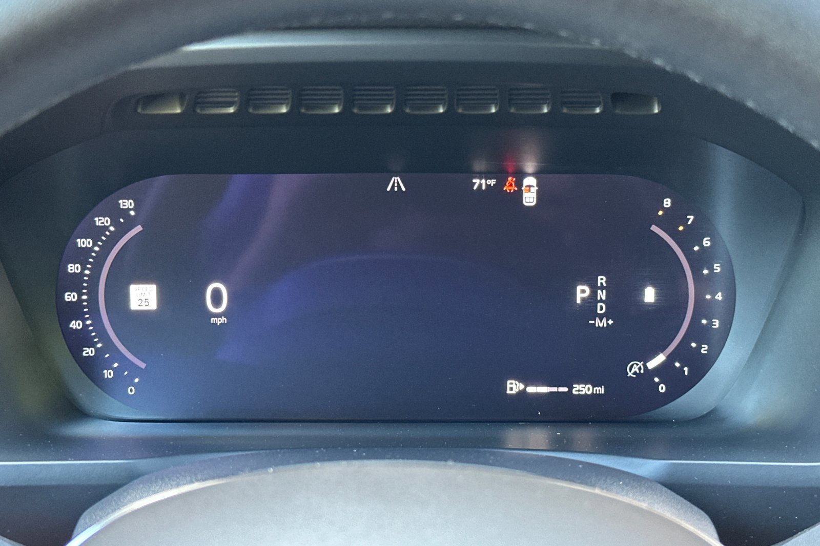 Certified 2023 Volvo XC90 B6 Plus image 30