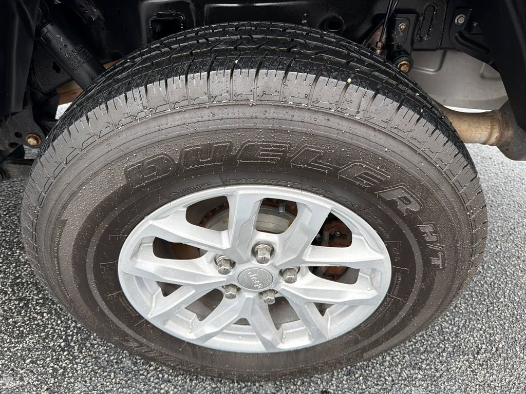 Used 2020 Jeep Gladiator Sport w/ Quick Order Package 24S image 19