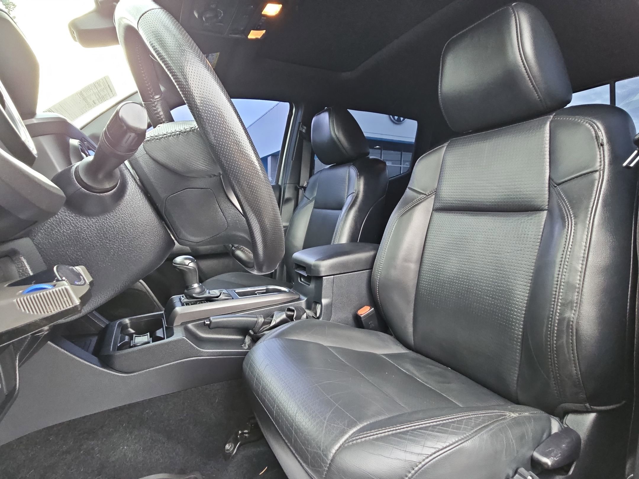 Used 2019 Toyota Tacoma TRD Off-Road image 13