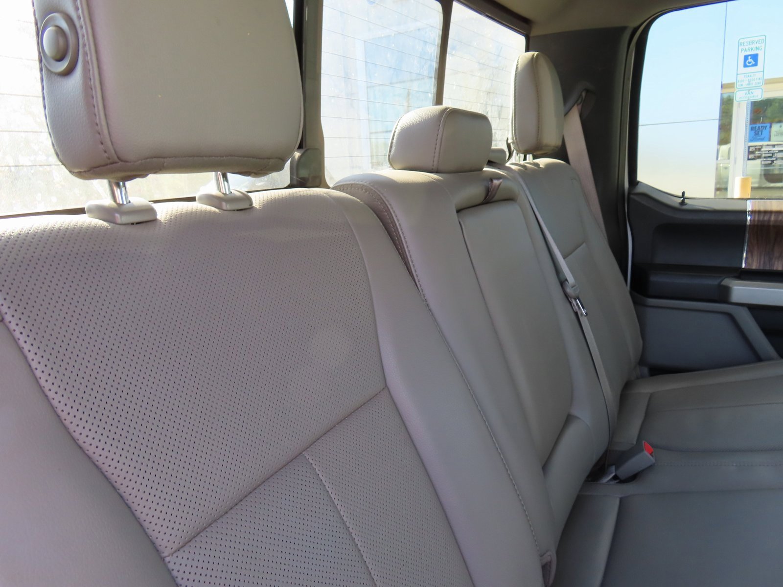 Used 2018 Ford F150 Lariat image 36