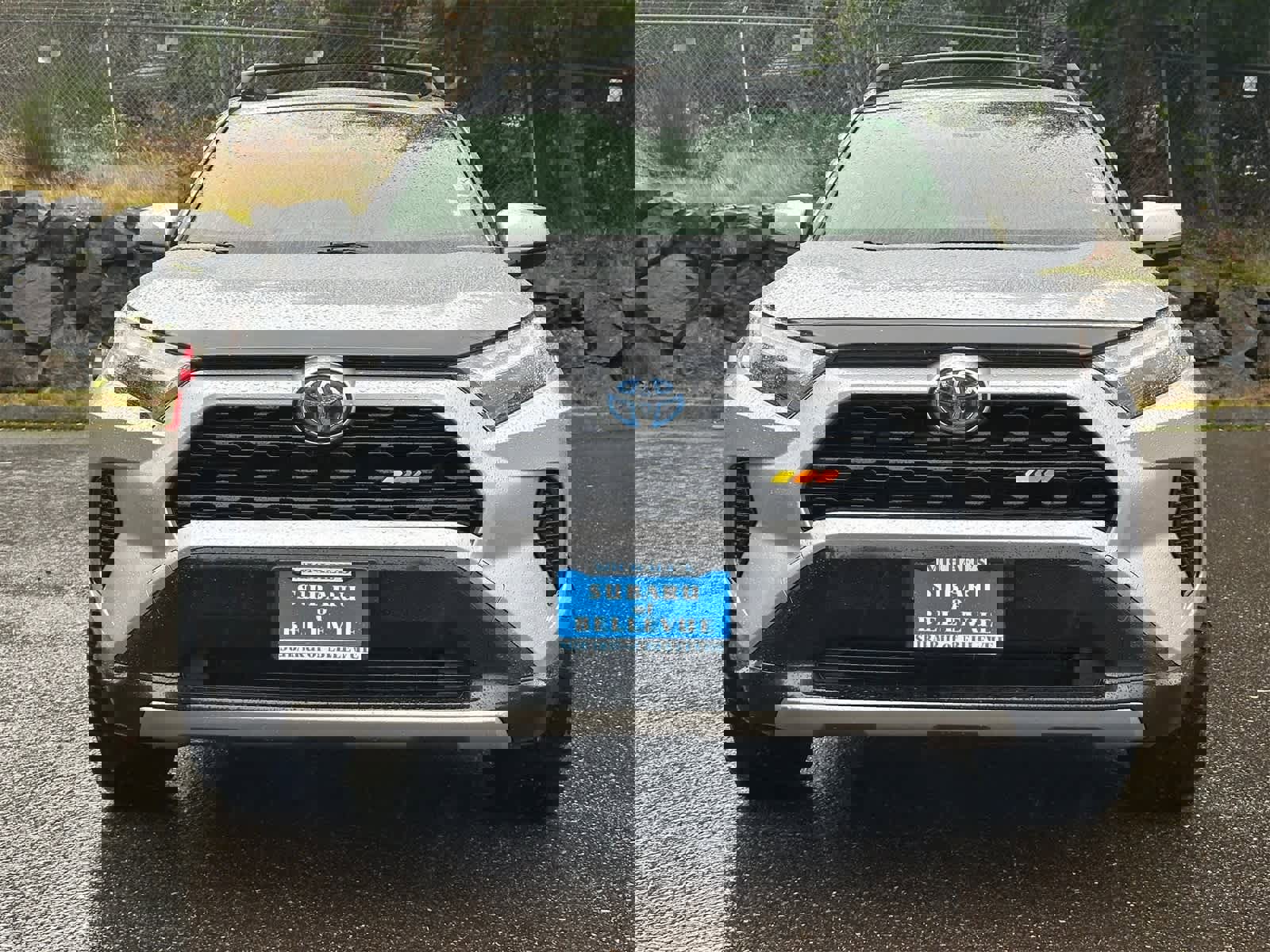 Used 2022 Toyota RAV4 SE image 5