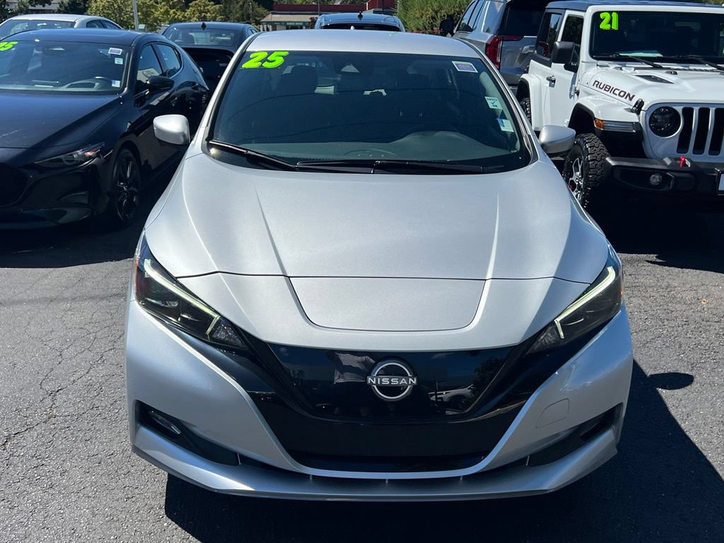 Used 2025 Nissan Leaf SV Plus FWD image 5