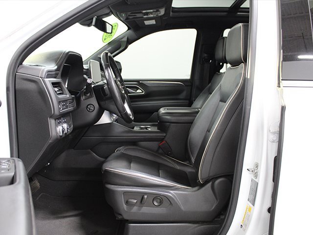 Used 2022 GMC Yukon SLT w/ SLT Premium Package image 10