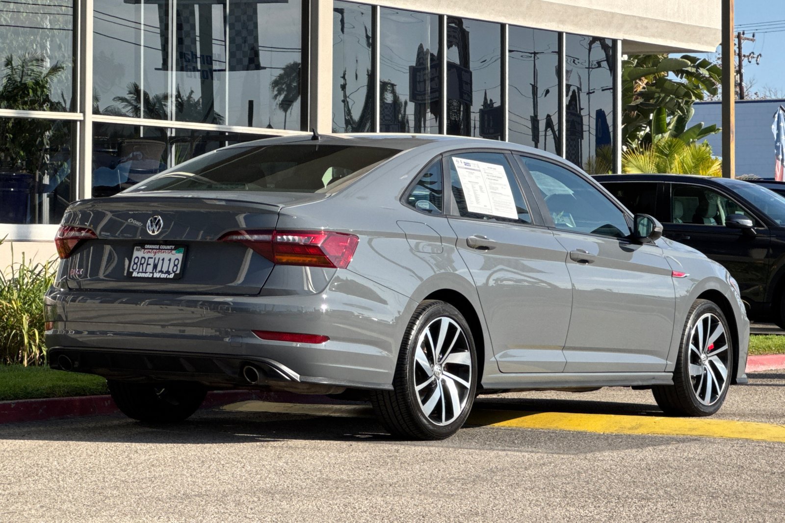 Used 2019 Volkswagen Jetta GLI FWD image 4