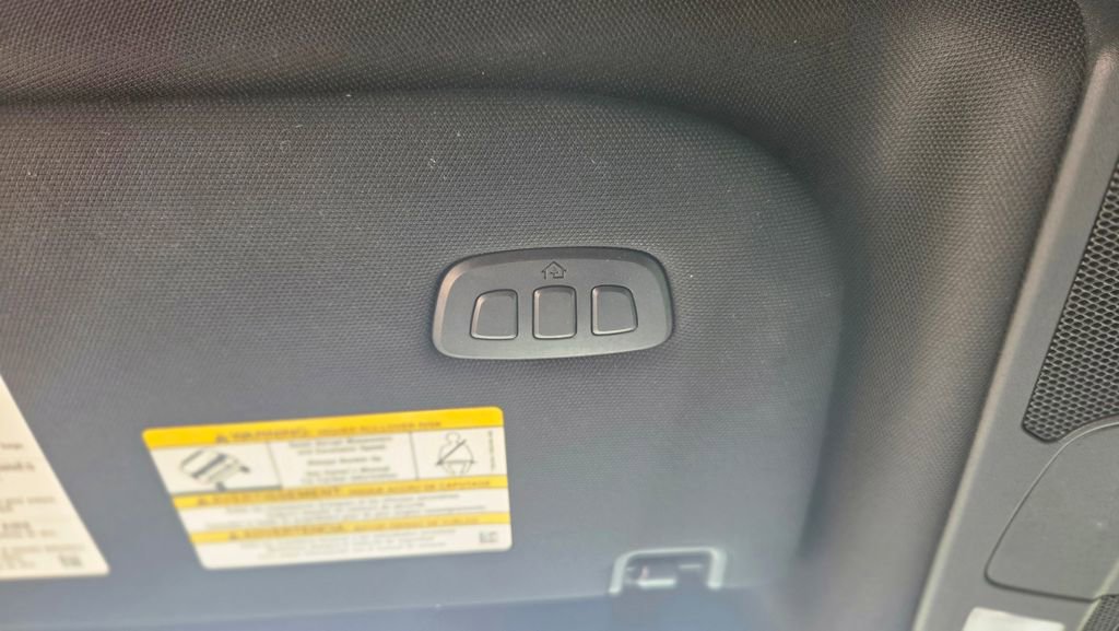 Used 2018 Ford F150 Platinum w/ Technology Package AWD/4WD image 20