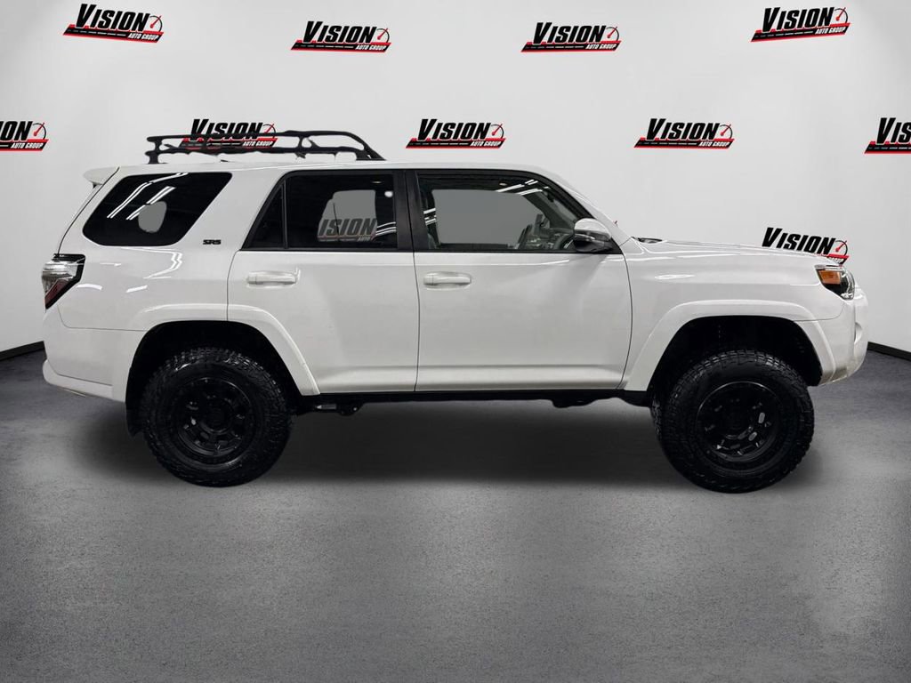 Used 2019 Toyota 4Runner 4WD image 4