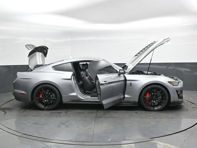 Used 2022 Ford Mustang Shelby GT500 w/ Technology Package RWD image 43