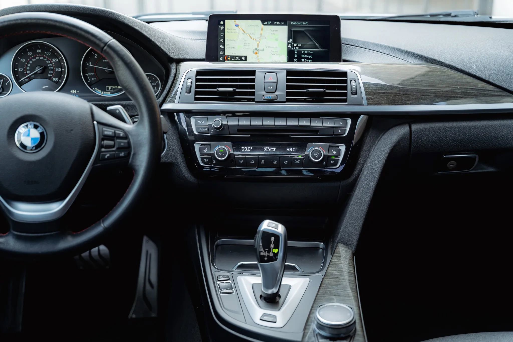 Used 2018 BMW 330e 330e iPerformance Sedan 4D image 30