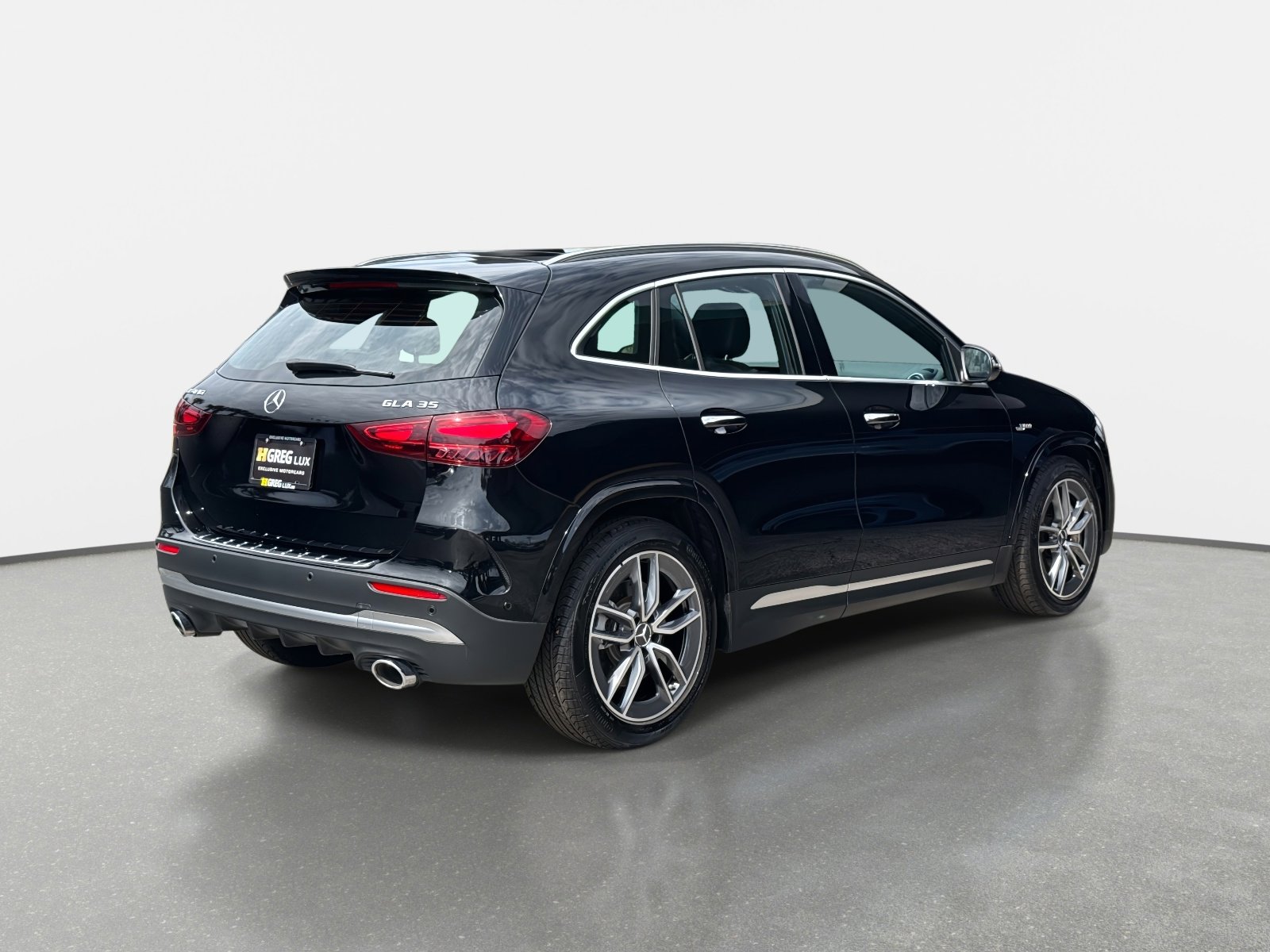 Used 2025 Mercedes-Benz GLA 35 AMG 4MATIC image 3
