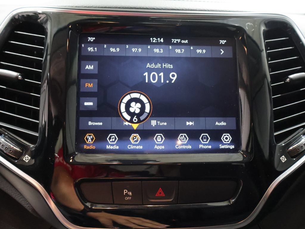 Used 2020 Jeep Cherokee Limited AWD/4WD image 23
