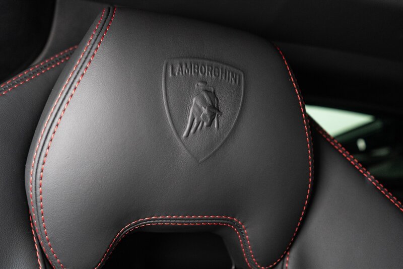 Used 2016 Lamborghini Huracan LP 580-2 RWD image 45