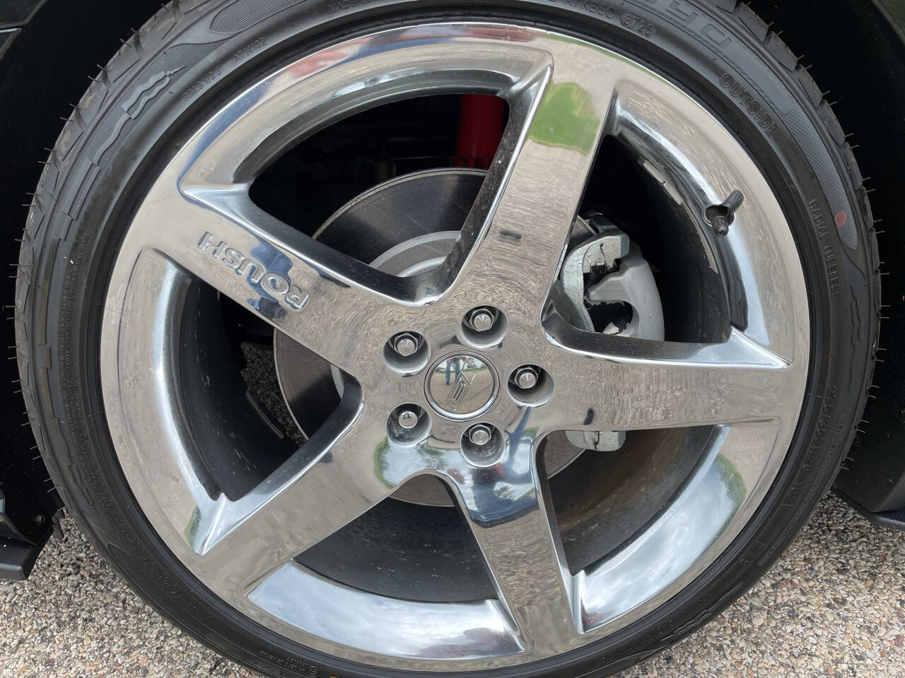 Used 2012 Ford Mustang GT Premium RWD image 10